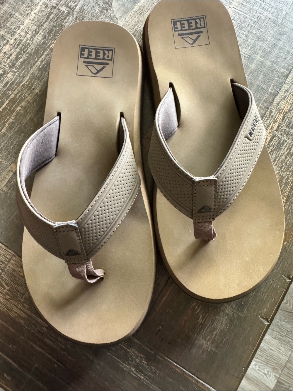 Men’s Reef Flip Flops Size 11